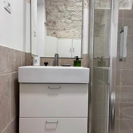 Silentio N1 - *